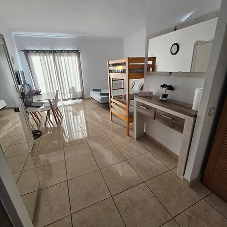 Everything Need. Right Here. Apartamento Costa Adeje (Tenerife)