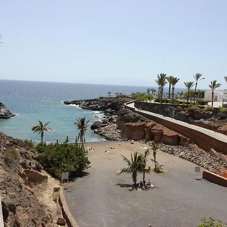 Everything Need. Right Here. شقة *